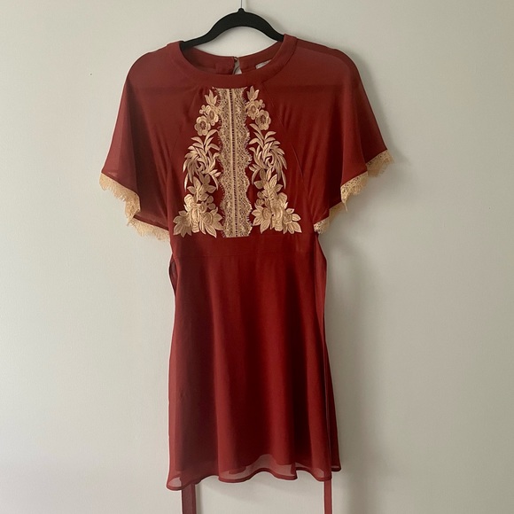 ASOS Embroidered Skater mini dress With Open Back, Size US 0 - Picture 1 of 7